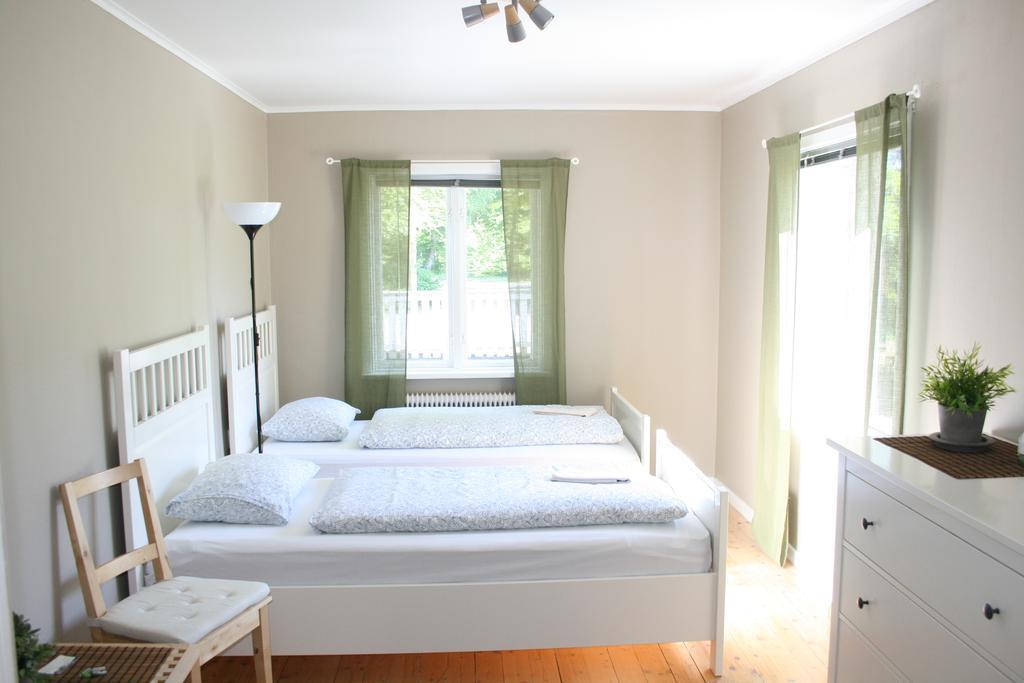 Hotel & Pensionat Bjoerkelund Stenbrohult  外观 照片