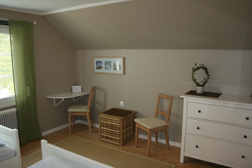 Hotel & Pensionat Bjoerkelund Stenbrohult  外观 照片