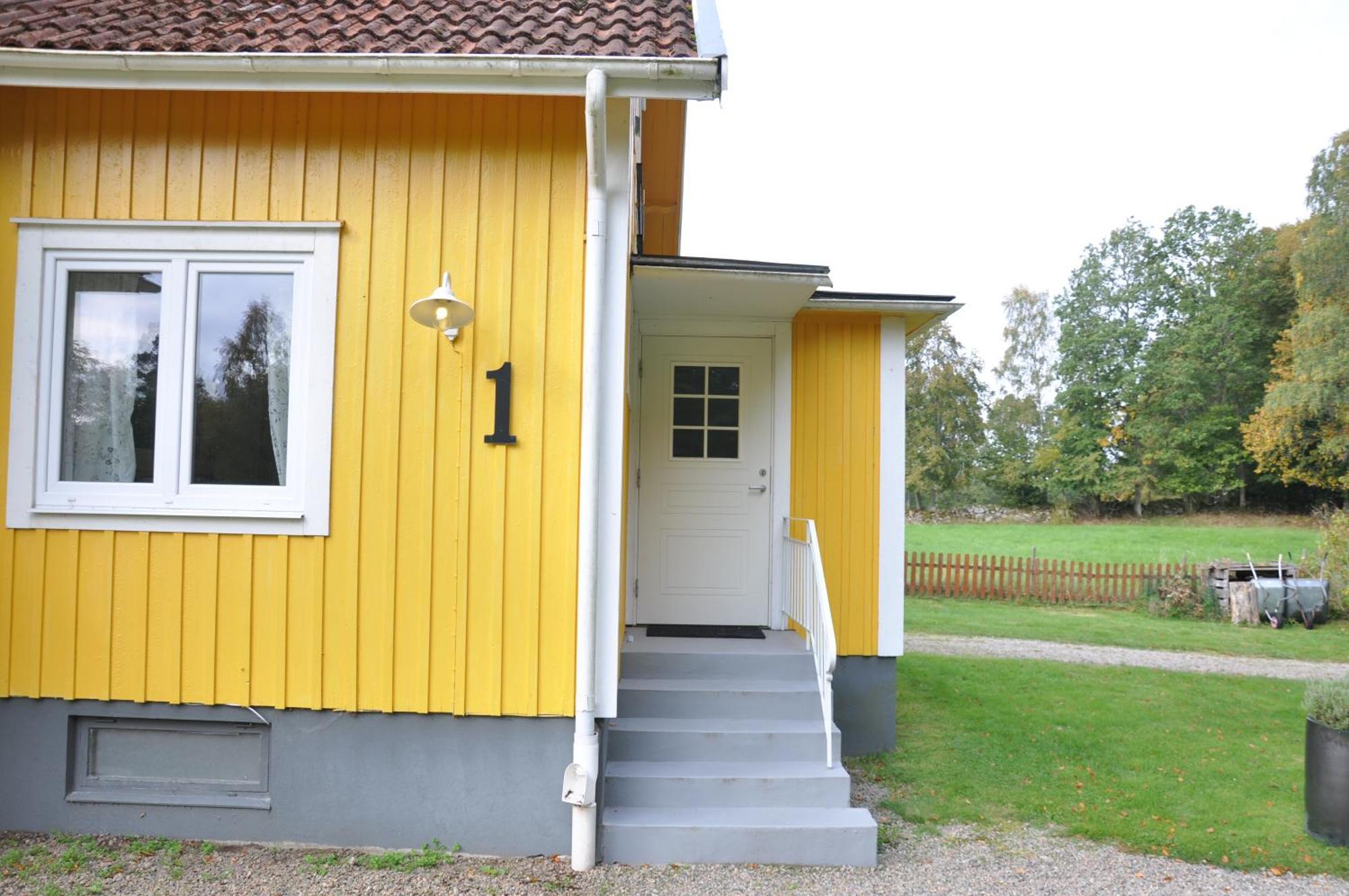 Hotel & Pensionat Bjoerkelund Stenbrohult  外观 照片